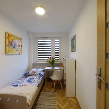 Ferienwohnung Apatramenty Promienista Posen Exterior foto