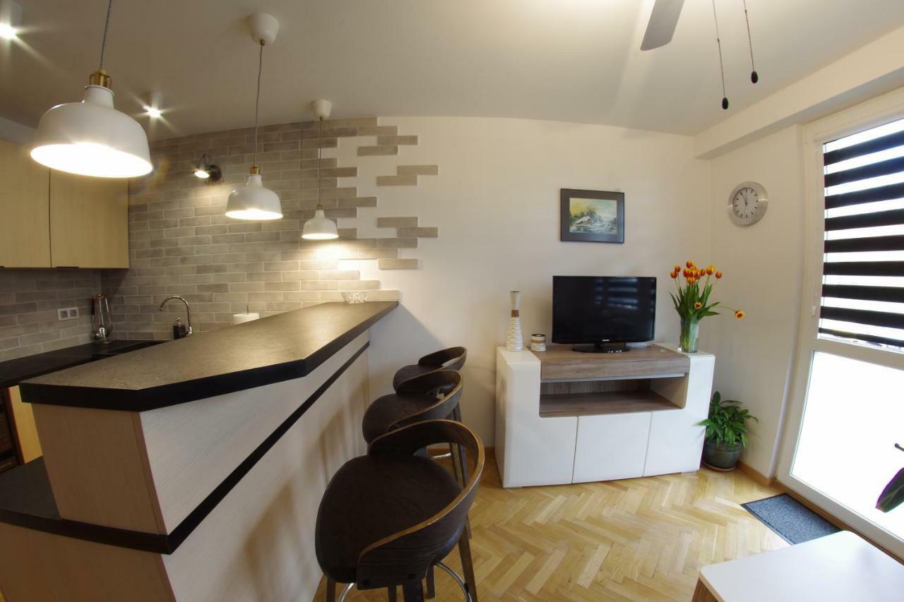 Apatramenty Promienista Apartment Posen